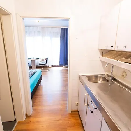 Rheinterrassen Aparthotel 3*